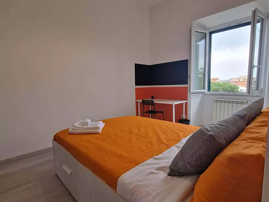 Immagine 7 di Camera in affitto  in Via Ostiense343 a Roma