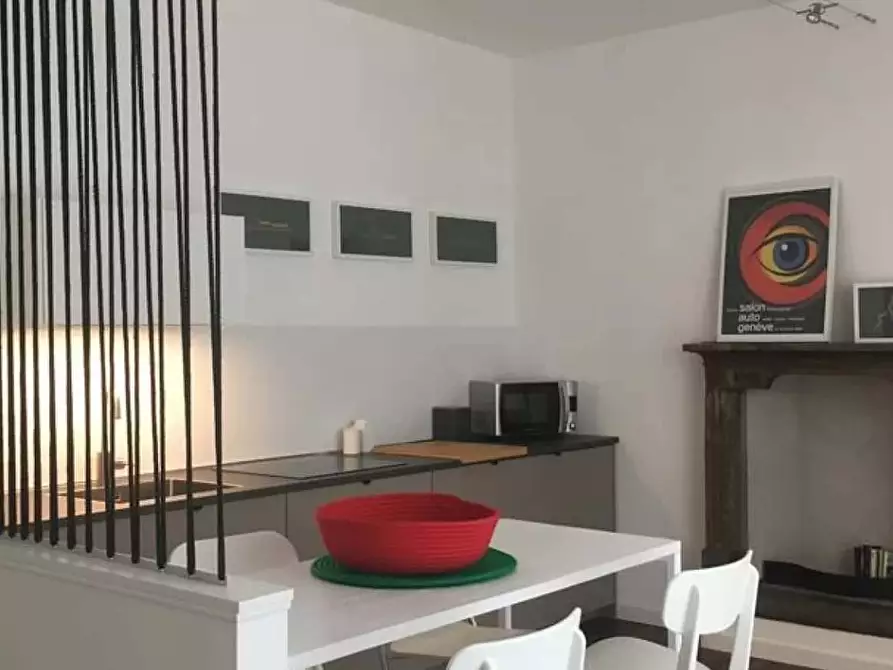 Immagine 51 di Appartamento in affitto  in Via Fausto Baragiola a Cernobbio