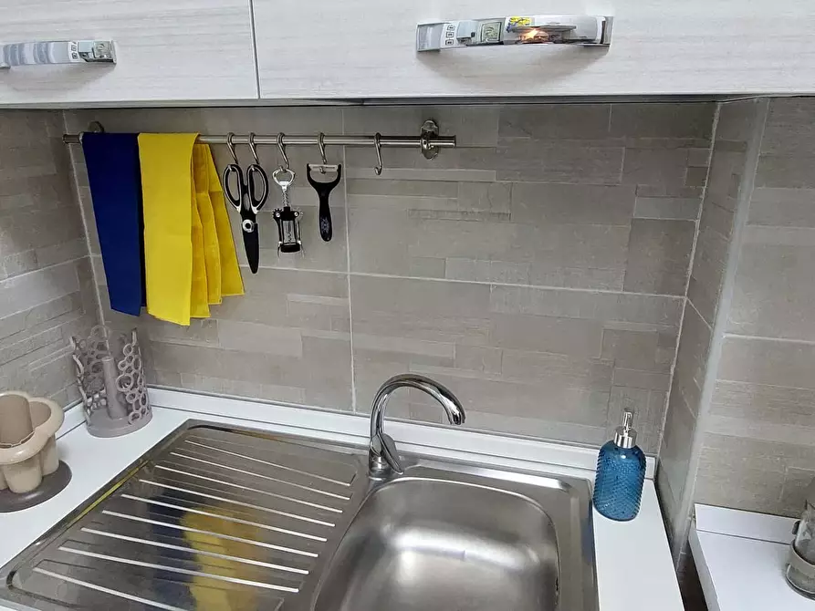 Immagine 16 di Appartamento in affitto  in Via Pescaglia6 a Roma