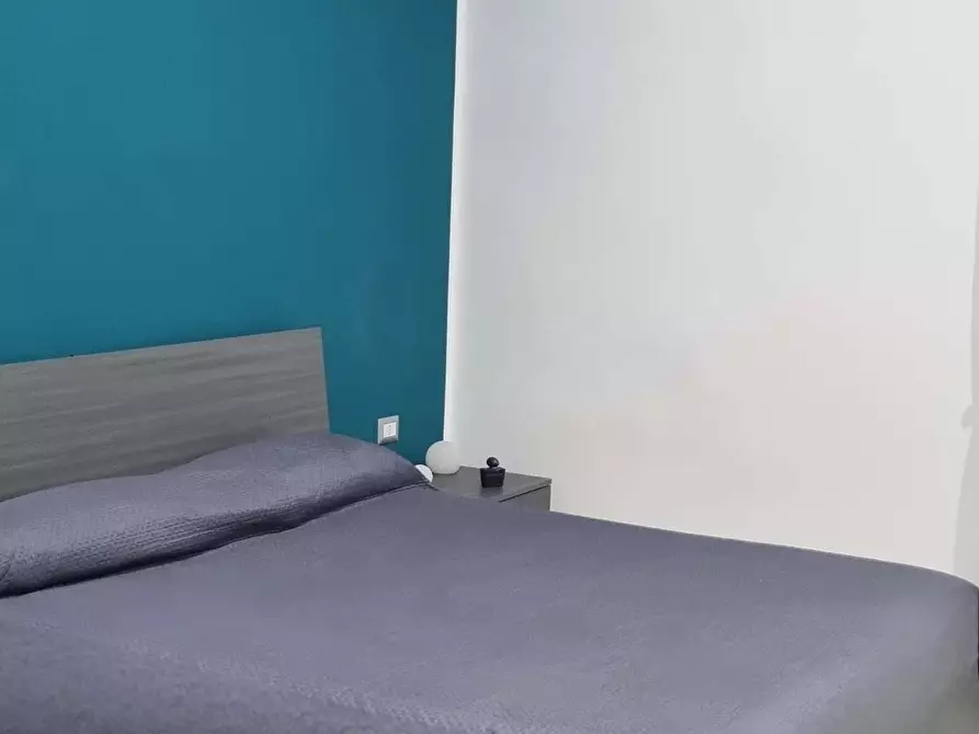 Immagine 1 di Camera in affitto  in Via dei Tribunali268 a Napoli