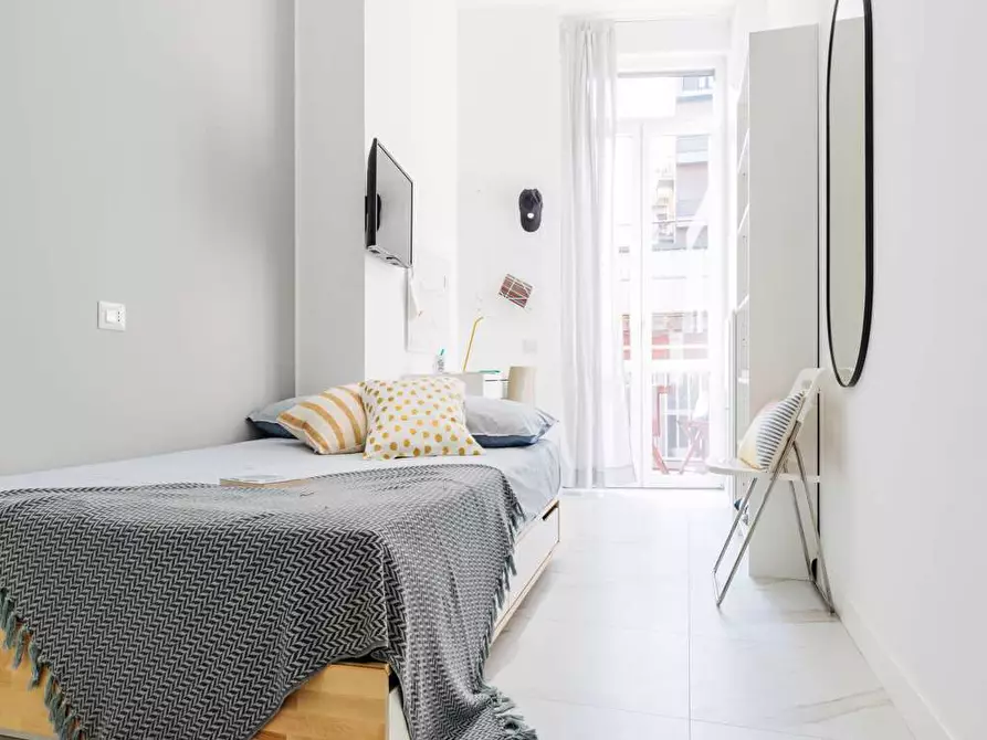 Immagine 2 di Camera in affitto  in Viale Bligny28 a Milano