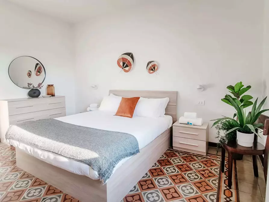 Immagine 24 di Appartamento in affitto  in Via Luigi Dottesio1 a Como