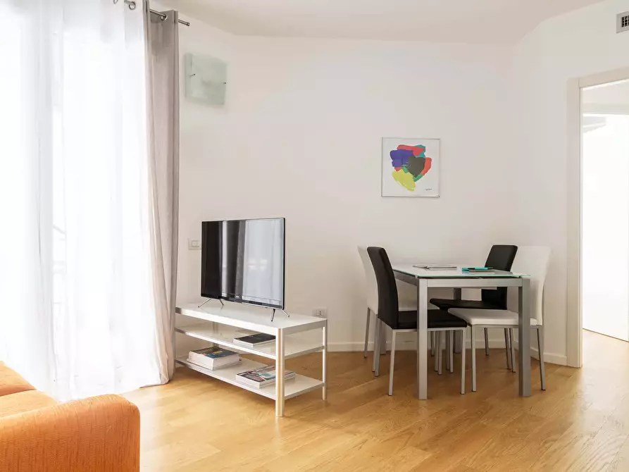 Immagine 9 di Appartamento in affitto  in Via Gustavo Fara16 a Milano