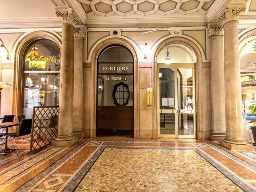 Immagine 37 di Appartamento in affitto  in Galleria Unione a Milano