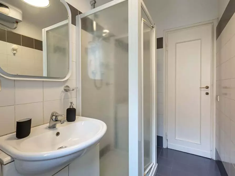 Immagine 5 di Camera in affitto  in Via Raimondo Franchetti3 a Milano