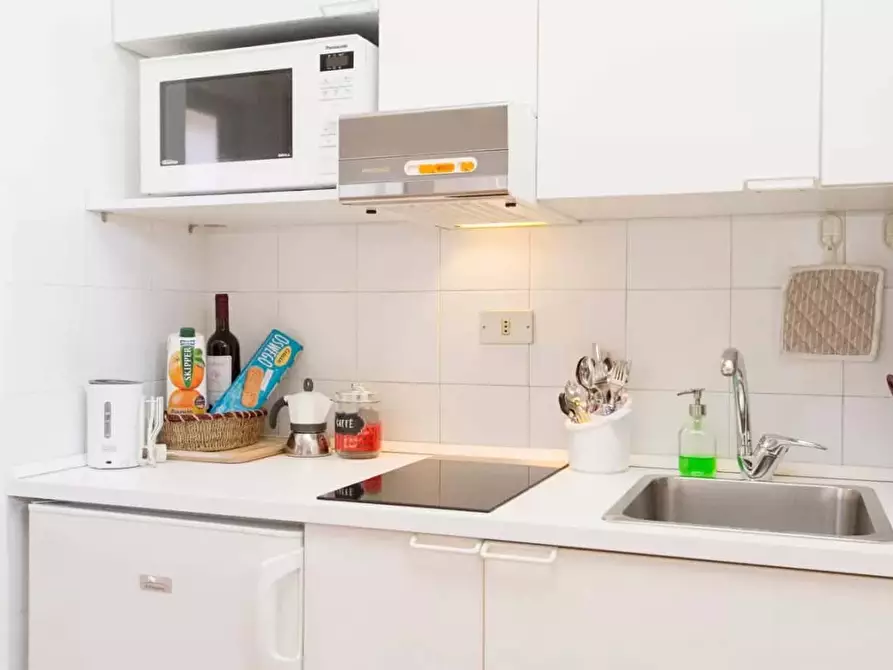 Immagine 11 di Appartamento in affitto  in Corso Venezia6 a Milano