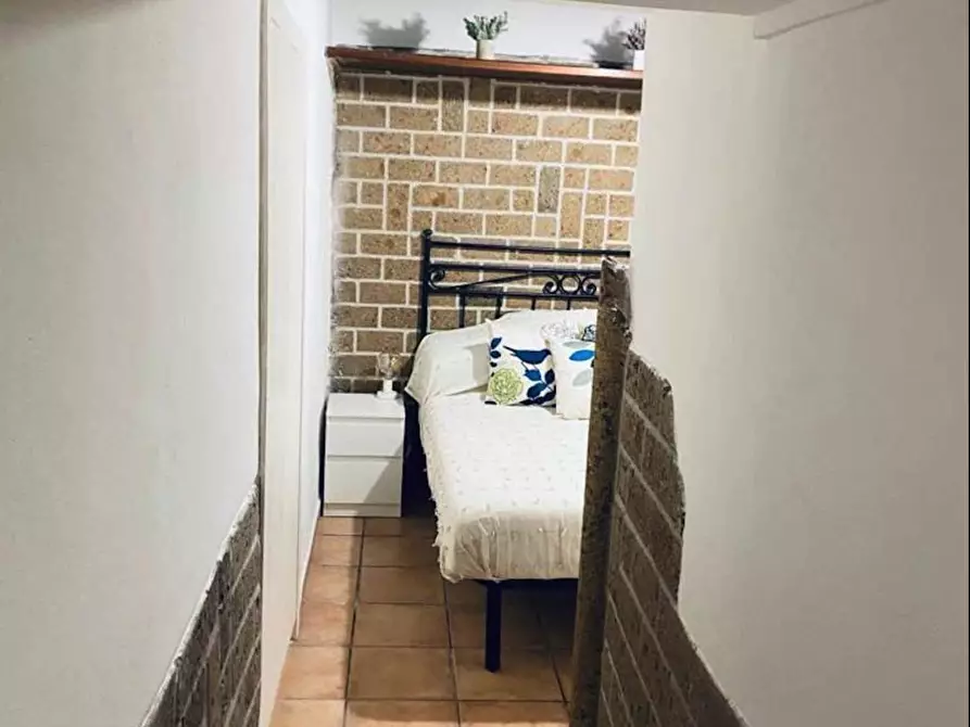 Immagine 8 di Appartamento in affitto  in Via dei Capocci19 a Roma