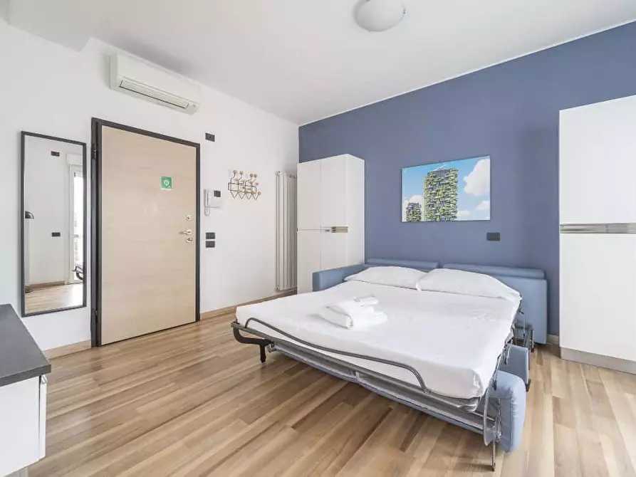 Immagine 1 di Appartamento in affitto  in Via Giuseppe Candiani a Milano