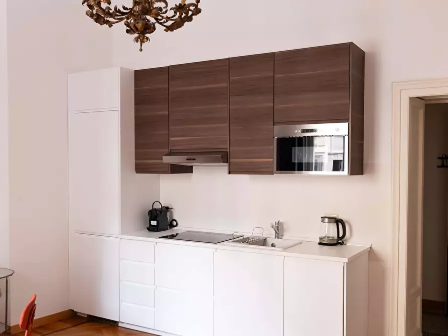 Immagine 26 di Appartamento in affitto  in Via Enrico Besana1 a Milano