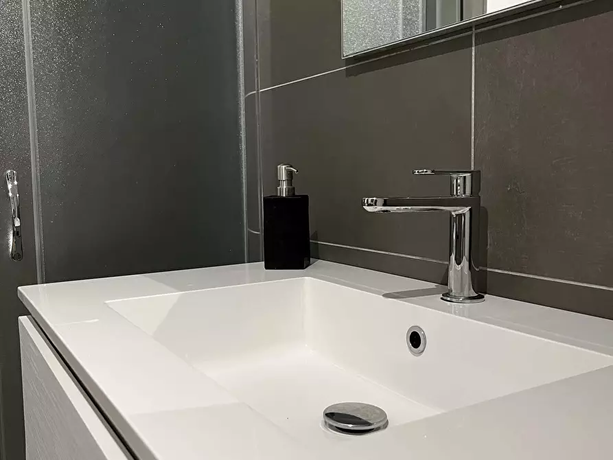 Immagine 18 di Appartamento in affitto  in Via Privata Filippo Severoli11 a Milano