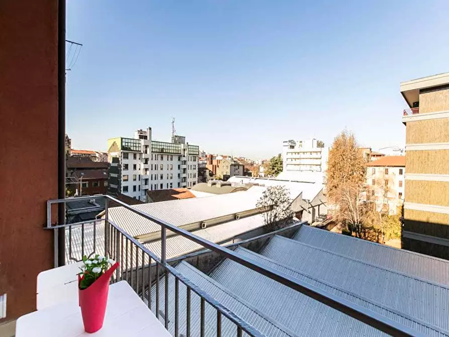 Immagine 53 di Camera in affitto  in Viale Edoardo Jenner64 a Milano