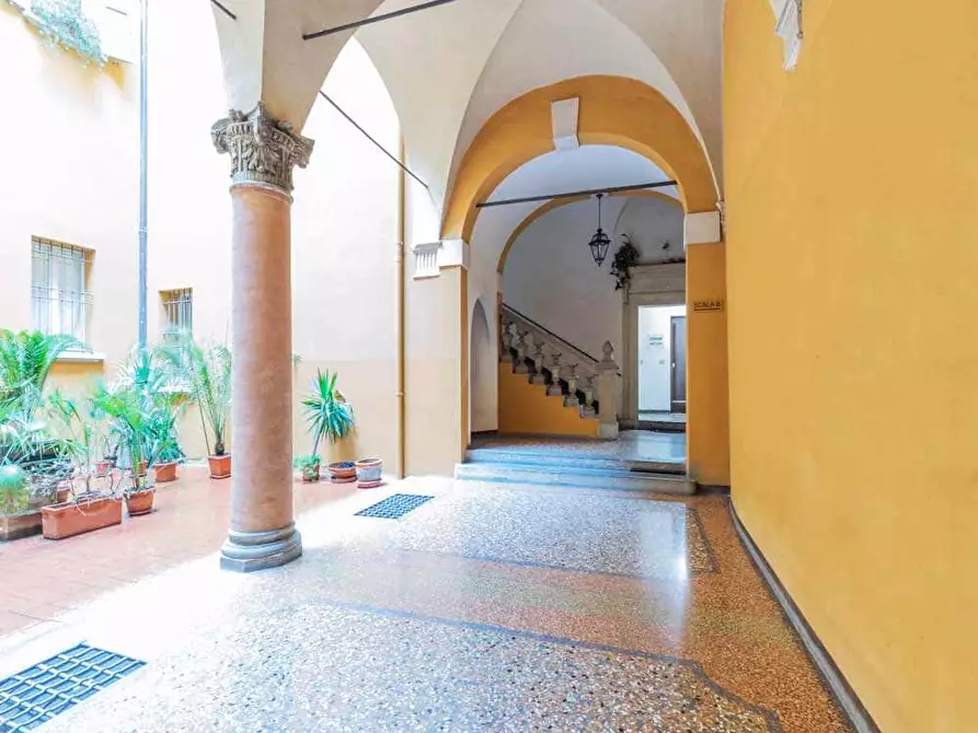 Immagine 15 di Camera in affitto  in Via Marsala28 a Bologna