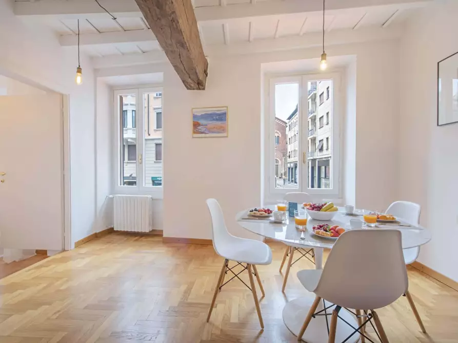 Immagine 5 di Appartamento in affitto  in Via della Moscova39 a Milano