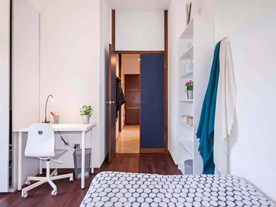 Immagine 6 di Camera in affitto  in Via Giuseppe Frua16 a Milano