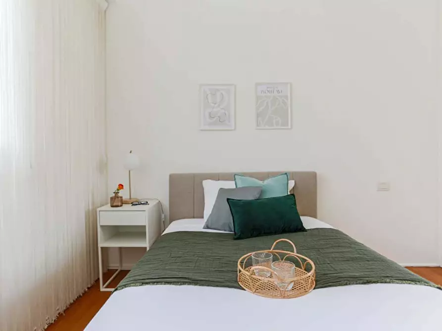 Immagine 35 di Appartamento in affitto  in Viale Cassala59 a Milano