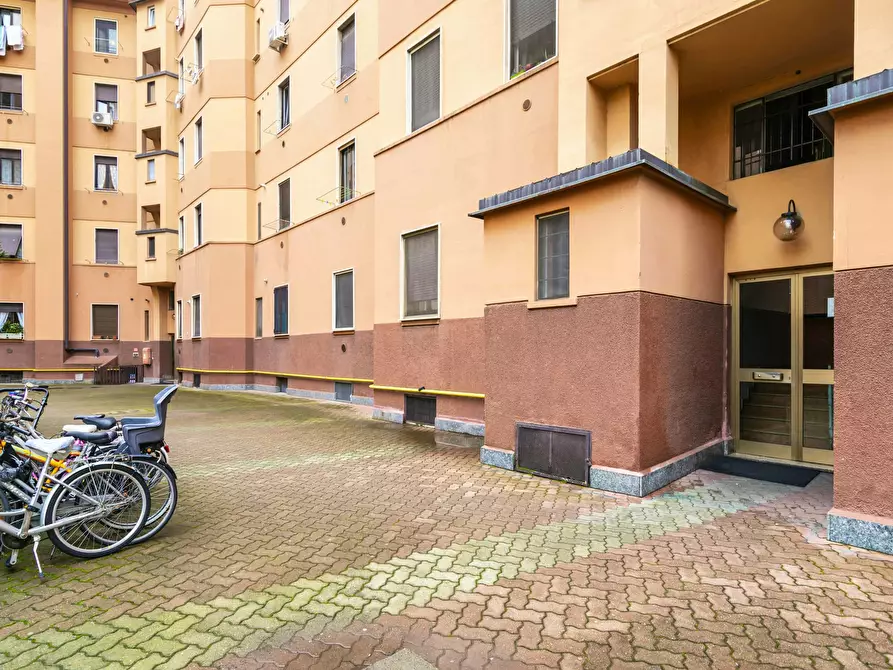 Immagine 15 di Appartamento in affitto  in Piazza Angilberto II a Milano