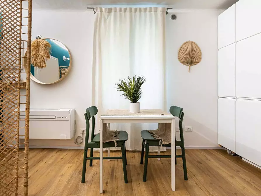 Immagine 10 di Appartamento in affitto  in Via del Pratello64 a Bologna