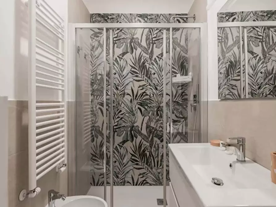 Immagine 25 di Appartamento in affitto  in Viale Giulio Cesare118 a Roma