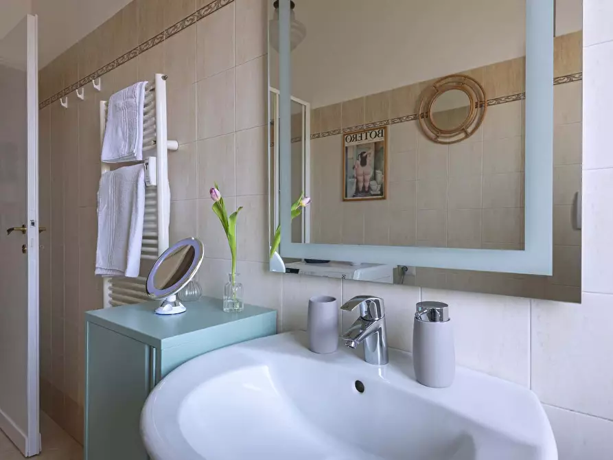 Immagine 24 di Appartamento in affitto  in Via Alberto da Giussano63 a Roma