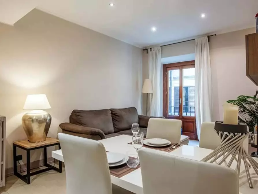 Immagine 2 di Appartamento in affitto  in Via Giorgio Giulini5 a Milano