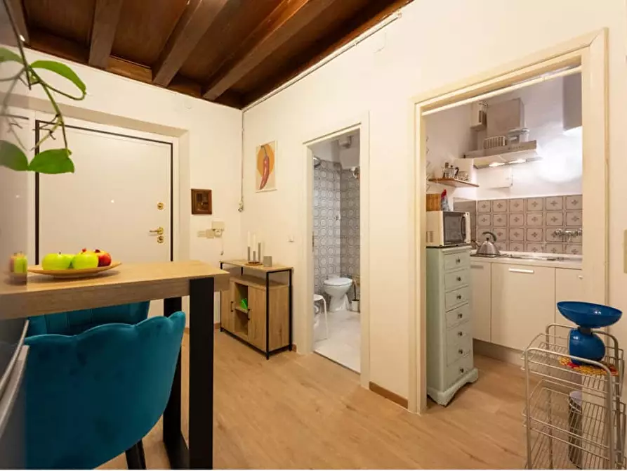 Immagine 8 di Appartamento in affitto  in Via delle Terme19 a Firenze