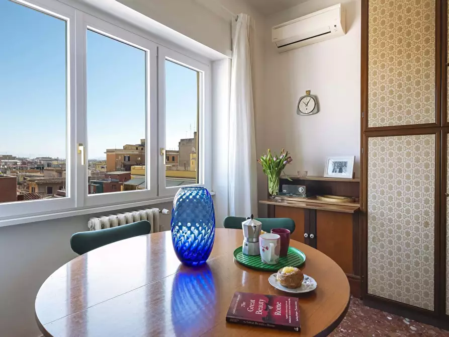 Immagine 14 di Appartamento in affitto  in Via Alberto da Giussano63 a Roma