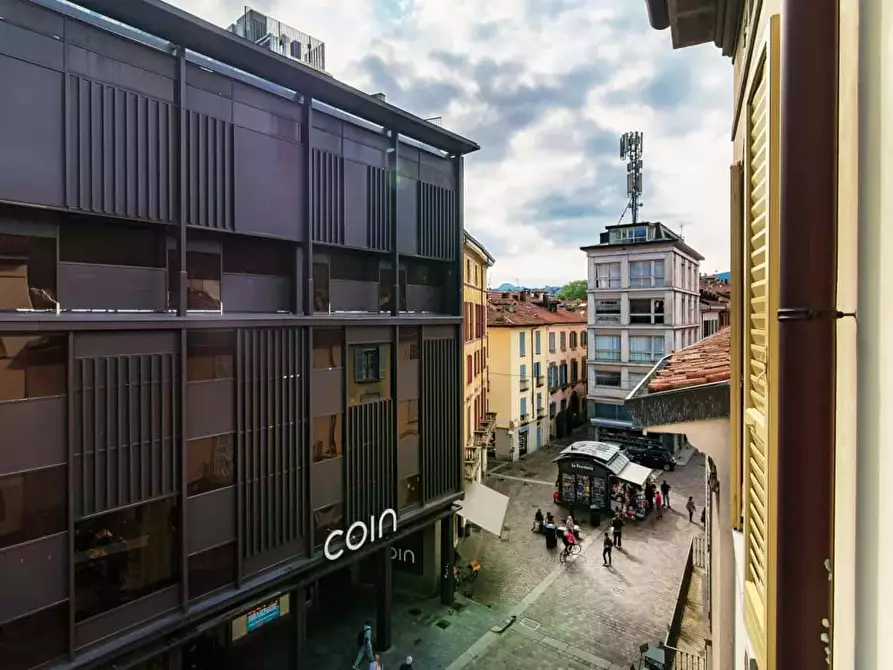 Immagine 5 di Appartamento in affitto  in Via Pietro Boldoni26 a Como