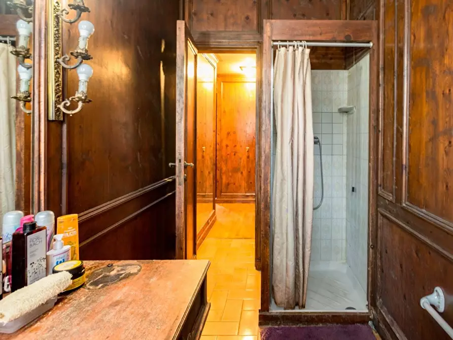 Immagine 13 di Camera in affitto  in Via Giovanni Segantini75 a Milano