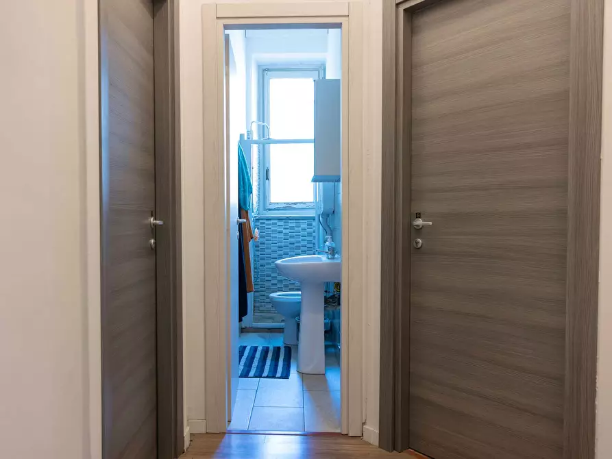 Immagine 10 di Camera in affitto  in Via Aldo Barbaro15 a Torino