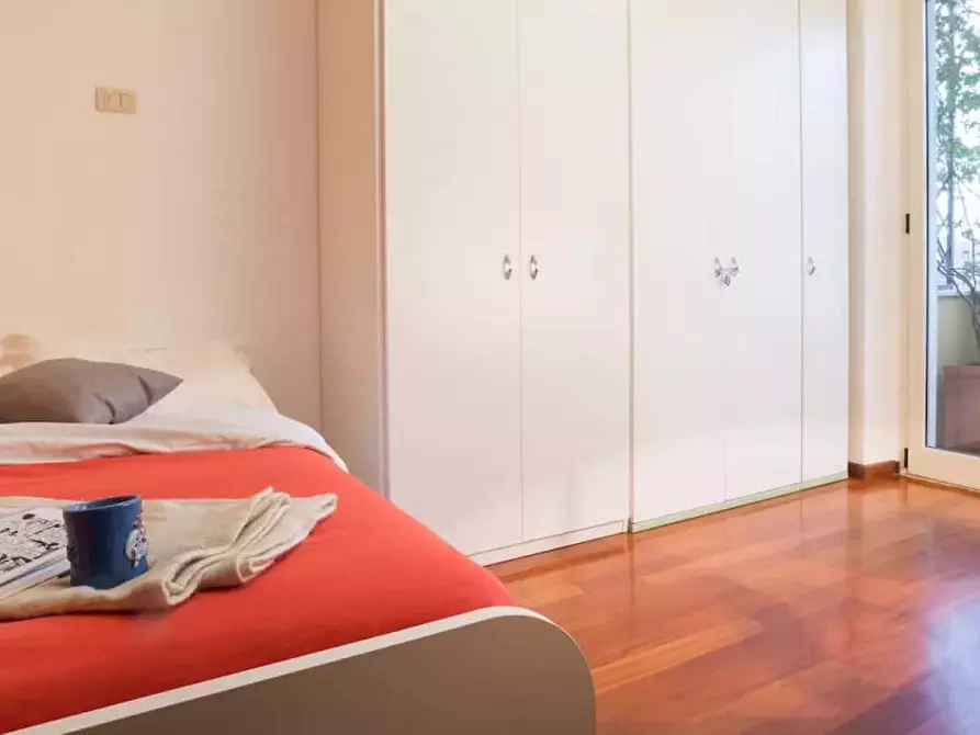 Immagine 21 di Appartamento in affitto  in Via Francesco Caracciolo a Milano