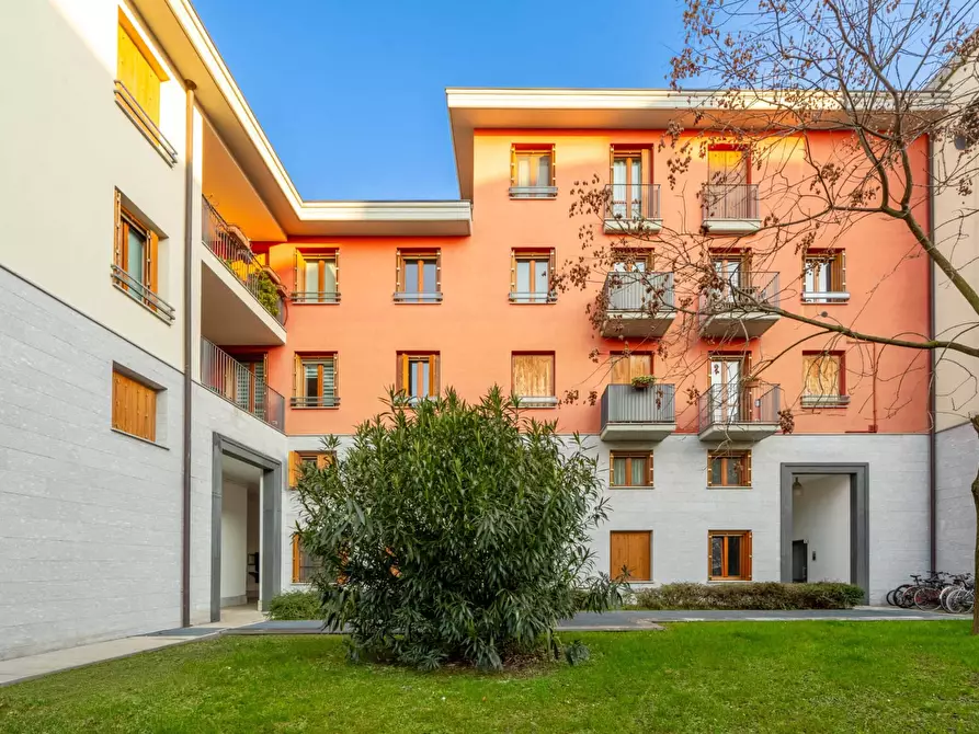 Immagine 54 di Appartamento in affitto  in Via Magolfa21 a Milano