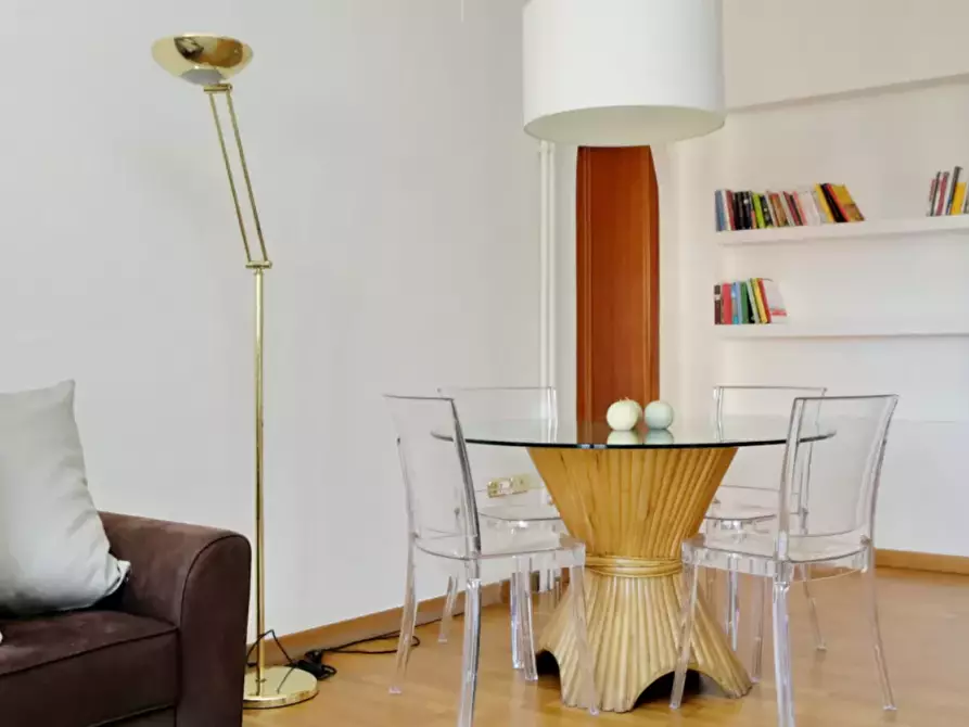 Immagine 8 di Appartamento in affitto  in Via della Farnesina100 a Roma