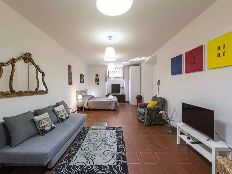 Immagine 1 di Appartamento in affitto  in Via dell'Anguillara8 a Firenze