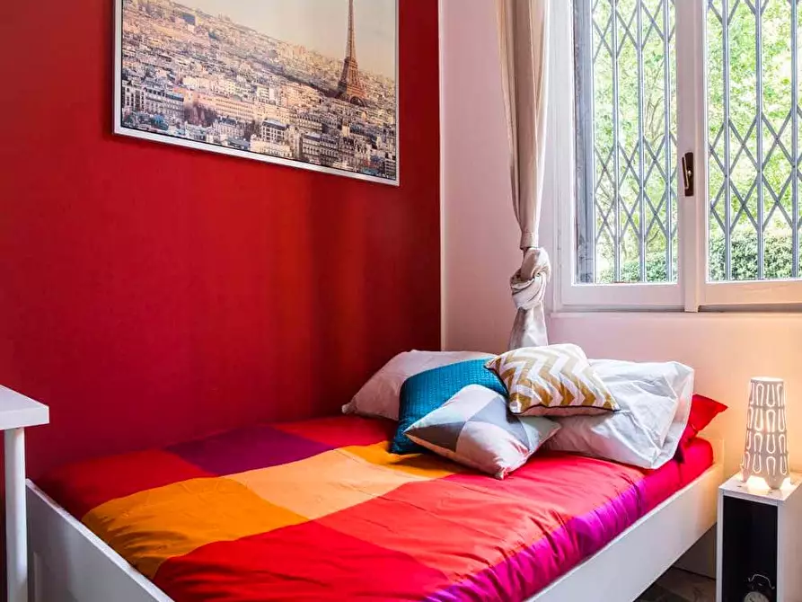 Immagine 4 di Camera in affitto  in Via Salvatore Barzilai13 a Milano