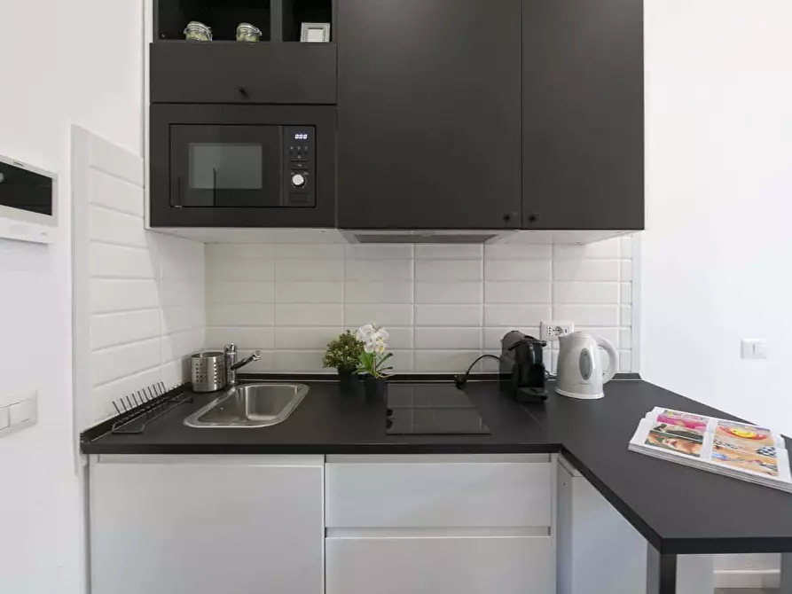 Immagine 3 di Appartamento in affitto  in Via Lomellina14a a Milano