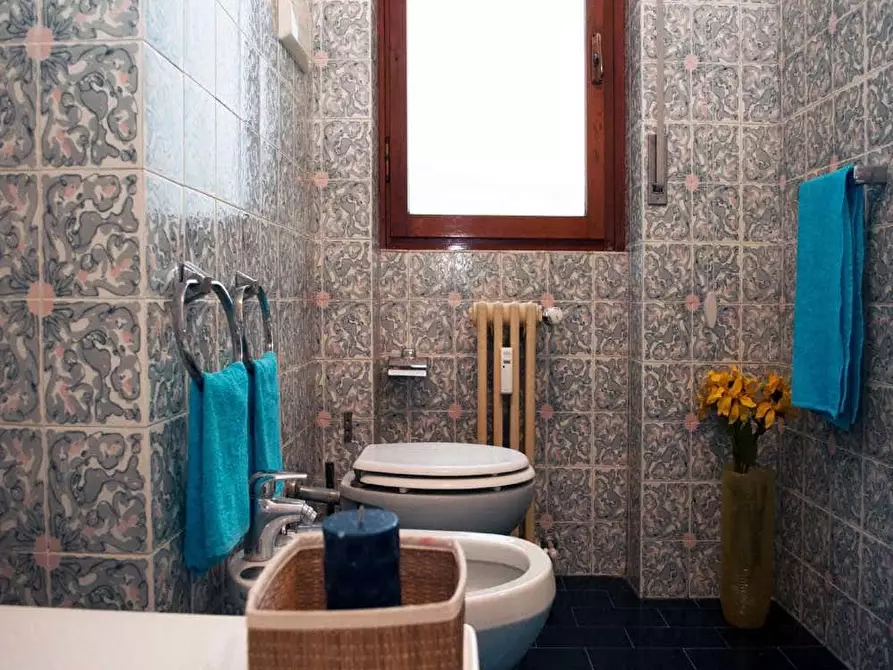 Immagine 12 di Camera in affitto  in Via Andrea Costa11 a Milano