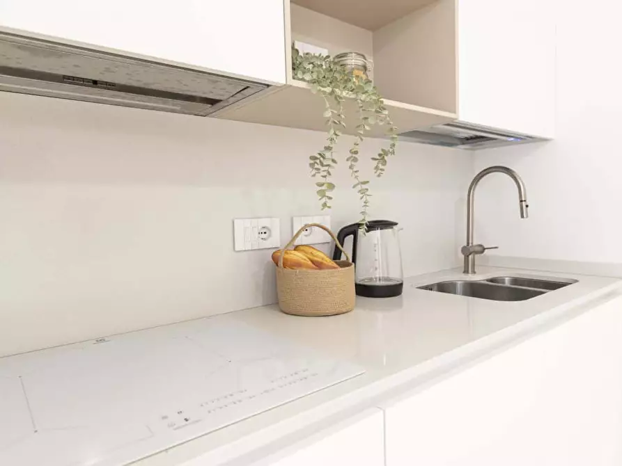 Immagine 26 di Appartamento in affitto  in Via Principe Eugenio3 a Milano