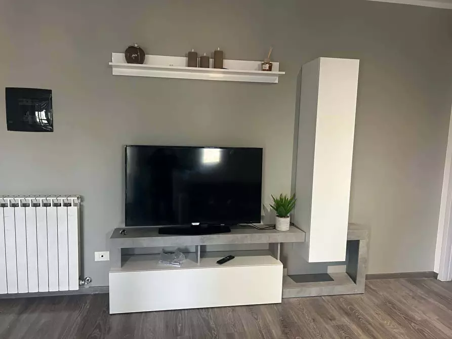 Immagine 7 di Appartamento in affitto  in Via delle Querce1 a Rodano