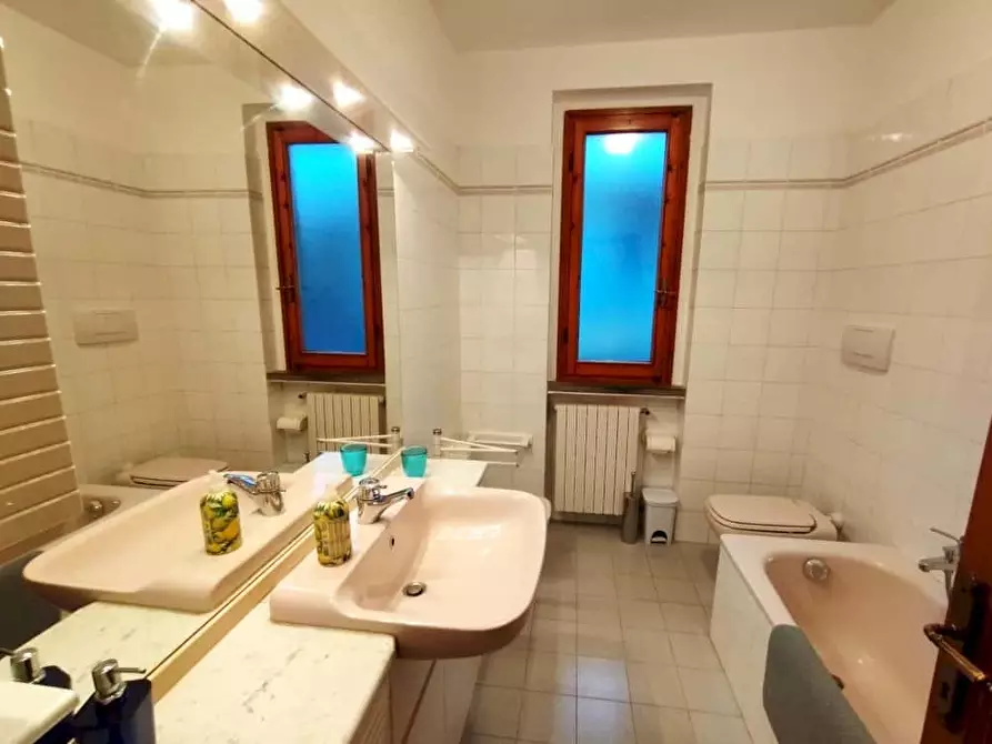 Immagine 22 di Camera in affitto  in Via Francesco Calzolari29 a Firenze