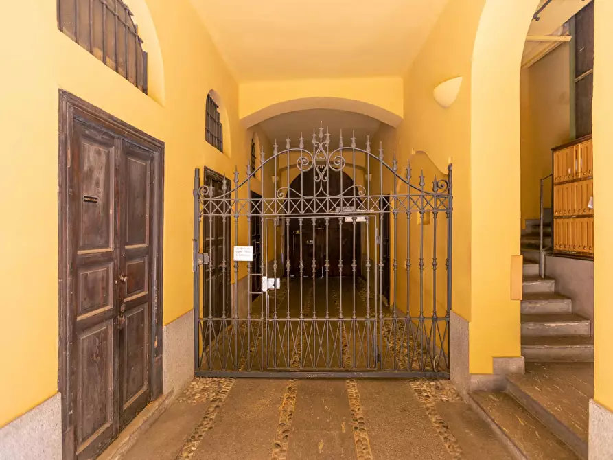 Immagine 36 di Appartamento in affitto  in Via Bramante1 a Milano