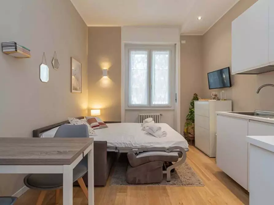 Immagine 2 di Appartamento in affitto  in Viale Argonne26 a Milano