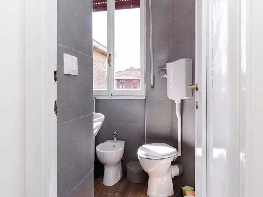 Immagine 28 di Camera in affitto  in Via Salvatore Barzilai9 a Milano