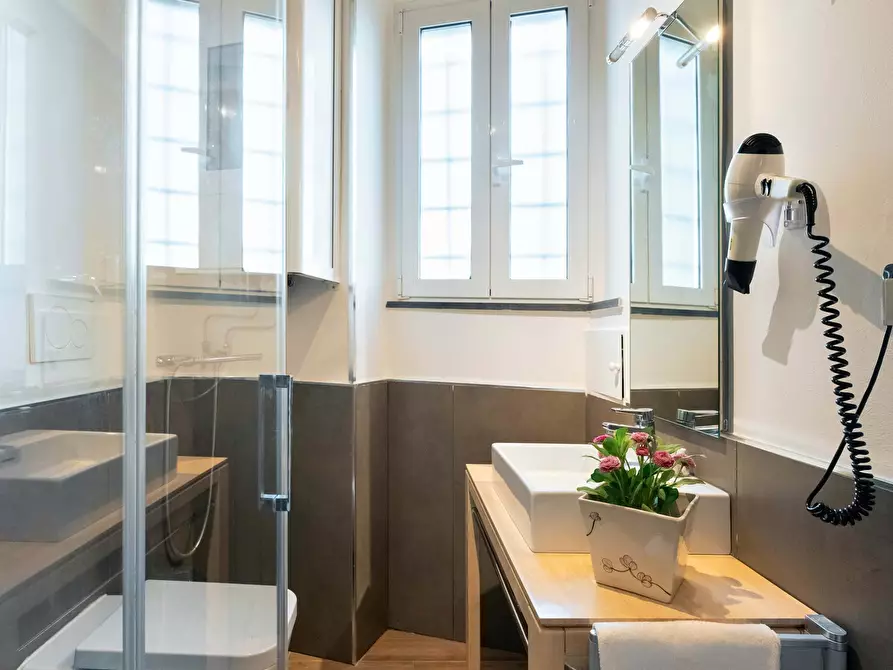 Immagine 11 di Appartamento in affitto  in Via dell'Erta Canina a Firenze