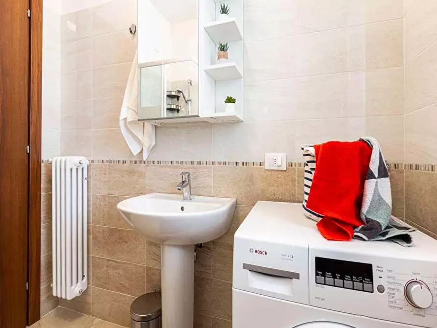 Immagine 17 di Camera in affitto  in Via Giuseppe Regaldi19 a Milano