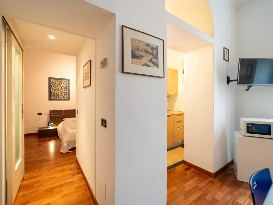 Immagine 22 di Appartamento in affitto  in Via Nino Bixio6 a Milano