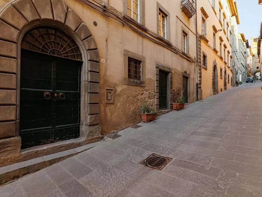 Immagine 35 di Appartamento in affitto  in Via Roma a Cortona