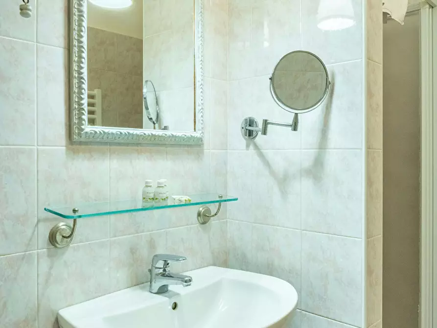 Immagine 33 di Appartamento in affitto  in Via della Vigna Nuova a Firenze