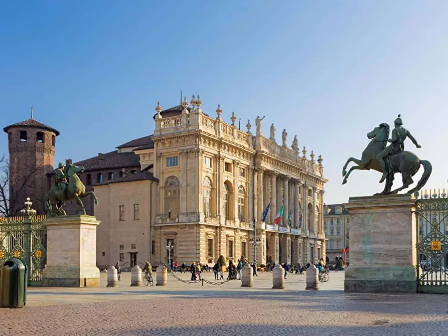 Immagine 20 di Appartamento in affitto  in Via Antonio Bertola17 a Torino
