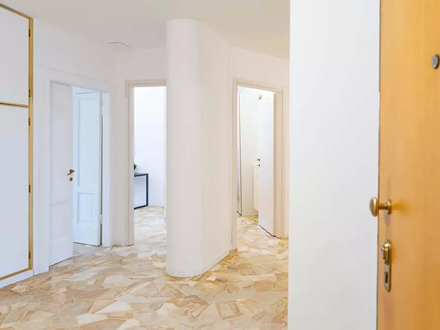 Immagine 6 di Camera in affitto  in Via Plinio43 a Milano