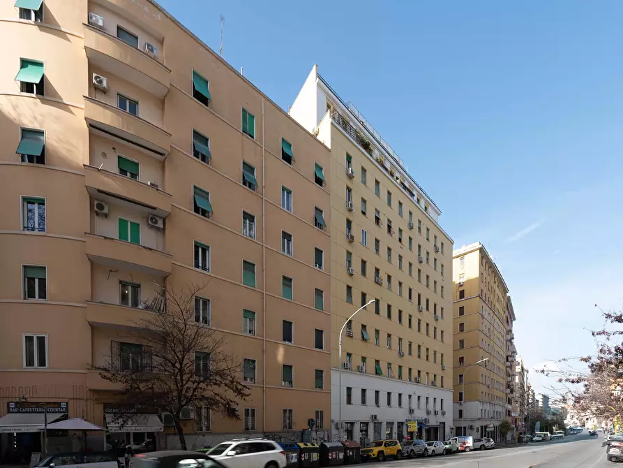 Immagine 10 di Appartamento in affitto  in Via Acaia24 a Roma